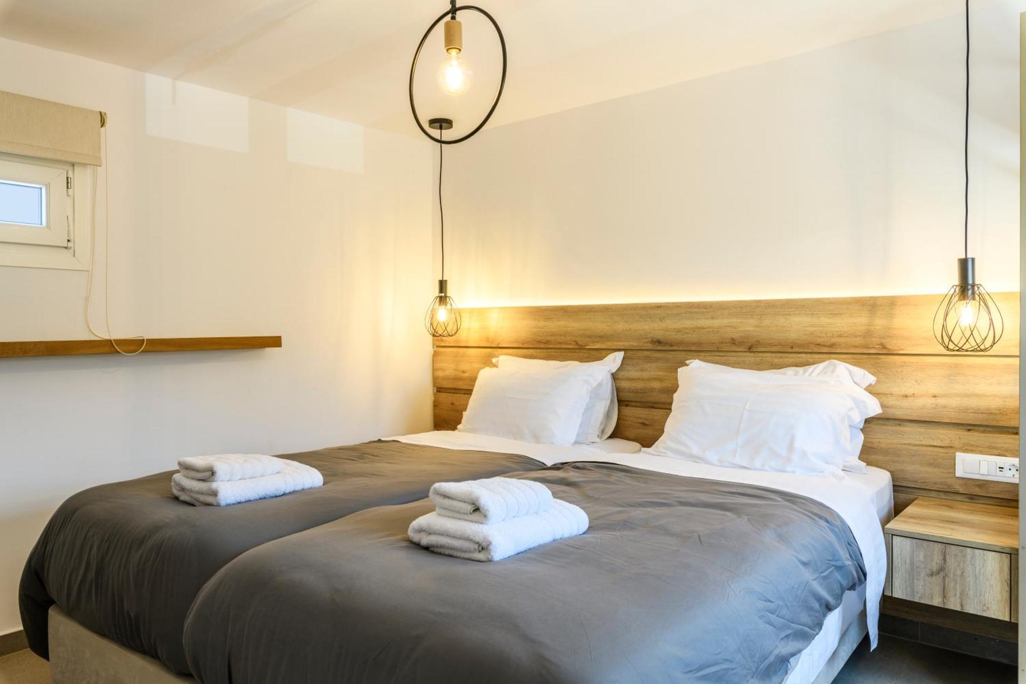 The Mykonist Merchia Beach Villas&Suites Exterior foto
